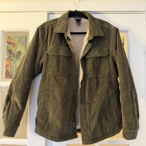 Patagonia Men's Green Corduroy Shirt Jacket